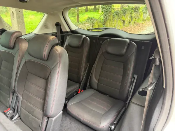 Ford S-Max 2.0 TDCi Titanium 7L 23