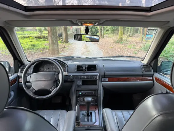 Land Rover Range Rover Outro 11