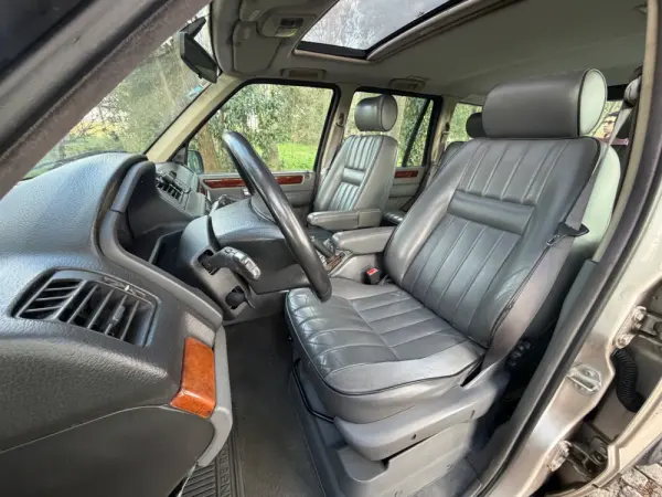 Land Rover Range Rover Outro 19