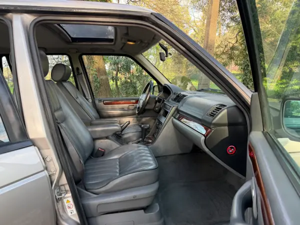 Land Rover Range Rover Outro 22