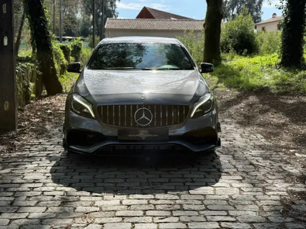 Mercedes-Benz A 180 d AMG Line 2