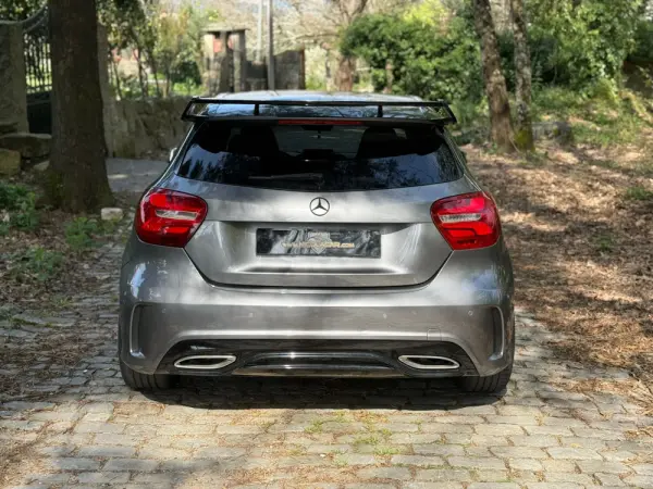Mercedes-Benz A 180 d AMG Line 24