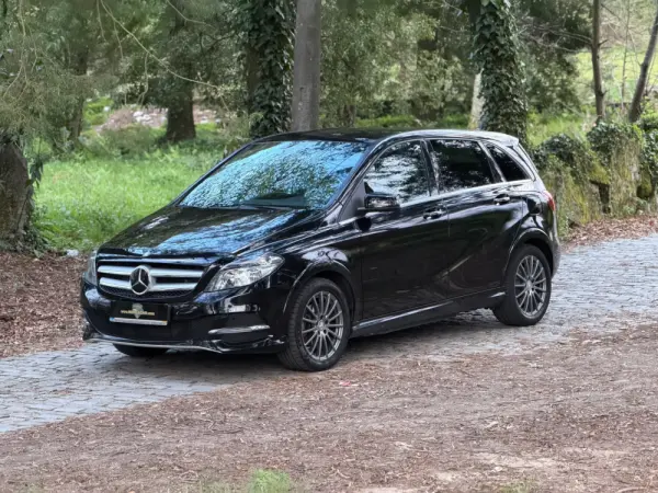 Mercedes-Benz B 250 e Electric Drive 3