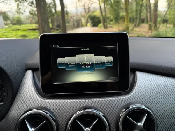 Mercedes-Benz B 250 e Electric Drive 17