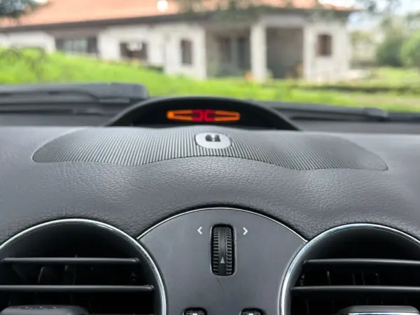 Mercedes-Benz CLK 240 Outro 18