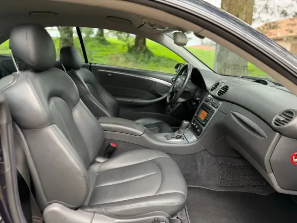 Mercedes-Benz CLK 240 Outro 20