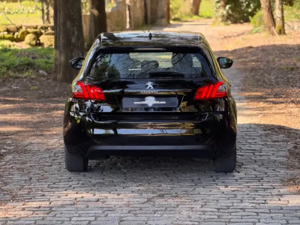 Peugeot 308 1.2 PureTech Allure EAT8 39