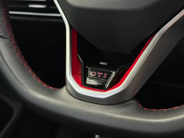 Volkswagen Golf 2.0 TSI GTI Clubsport DSG 28