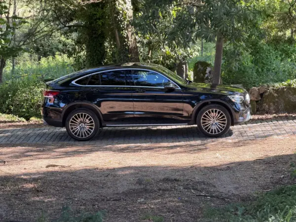 Mercedes-Benz GLC 300 7