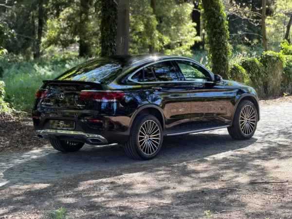 Mercedes-Benz GLC 300 30