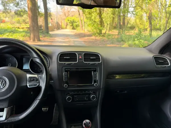 Volkswagen Golf 2.0 TSi GTI 29