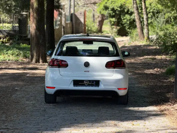 Volkswagen Golf 2.0 TSi GTI 31