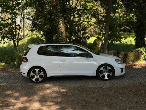 Volkswagen Golf 2.0 TSi GTI 33