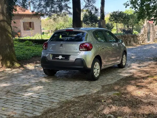 Citroen C3 1.2 PureTech Feel 8