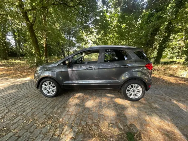 Ford EcoSport 1.0 EcoBoost Titanium 9