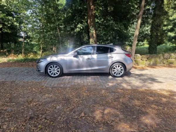 Mazda 3 M3 1.5 Sky-D Exc.P.L.+P.HT Navi 48