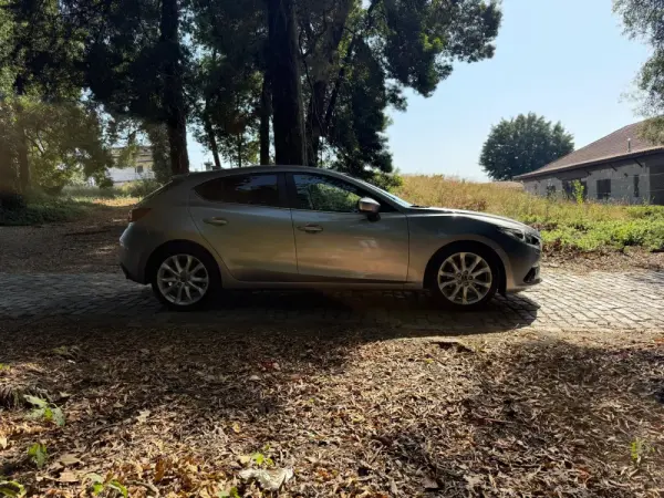 Mazda 3 M3 1.5 Sky-D Exc.P.L.+P.HT Navi 8