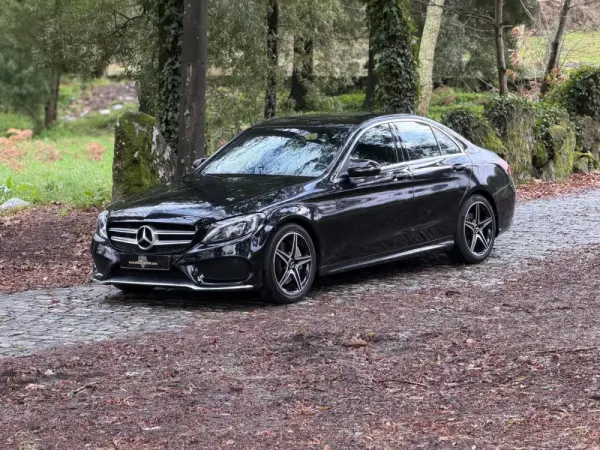 Mercedes-Benz C 300 h AMG Line 3