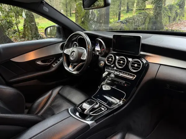 Mercedes-Benz C 300 h AMG Line 21