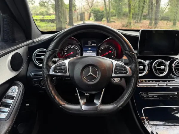 Mercedes-Benz C 300 h AMG Line 26