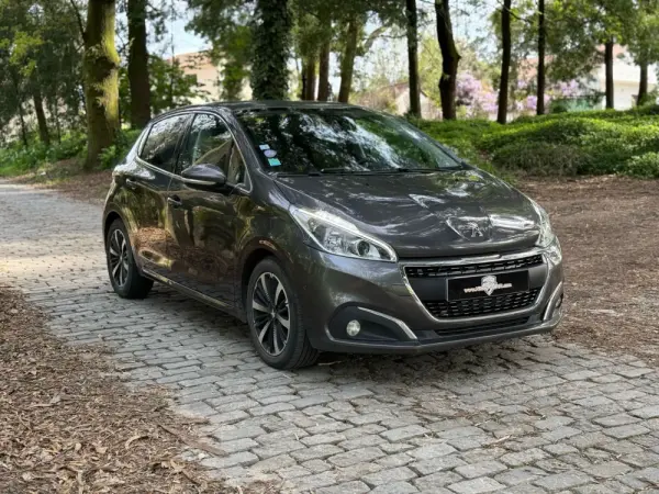 Peugeot 208 PureTech 82 Start & Stop Allure 2