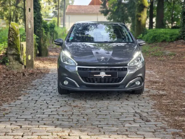 Peugeot 208 PureTech 82 Start & Stop Allure 20