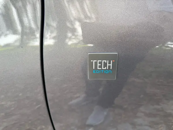 Peugeot 208 PureTech 82 Start & Stop Allure 12