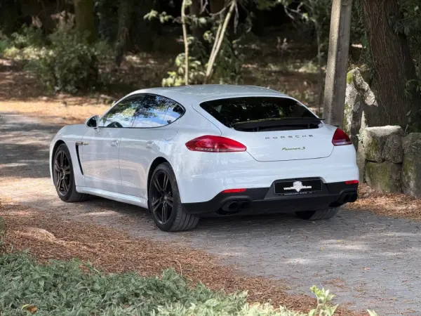 Porsche Panamera S E-Hybrid 5