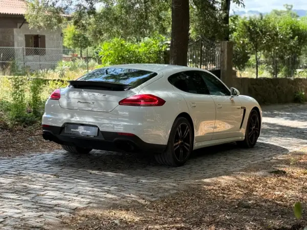 Porsche Panamera S E-Hybrid 7