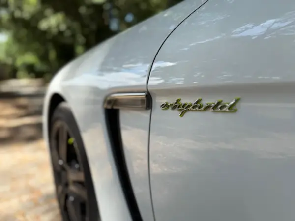 Porsche Panamera S E-Hybrid 12