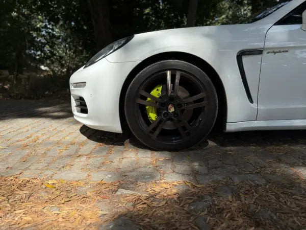 Porsche Panamera S E-Hybrid 9