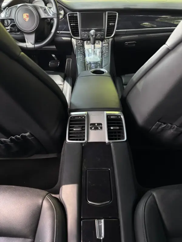 Porsche Panamera S E-Hybrid 27