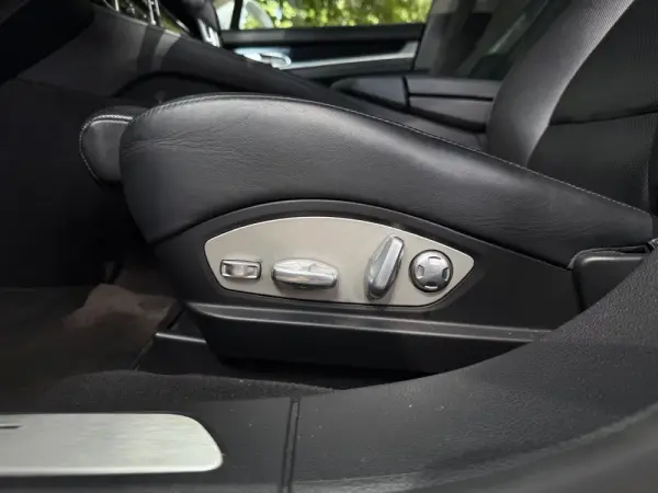 Porsche Panamera S E-Hybrid 28