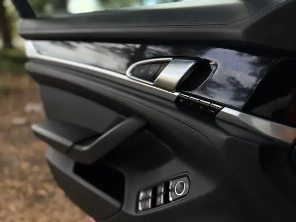 Porsche Panamera S E-Hybrid 29
