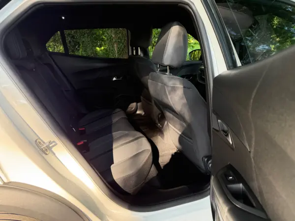 Peugeot 2008 1.2 PureTech Allure 25