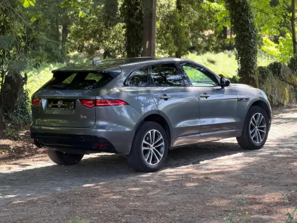 Jaguar F-Pace 2.0 i4D Portfolio AWD Aut. 6