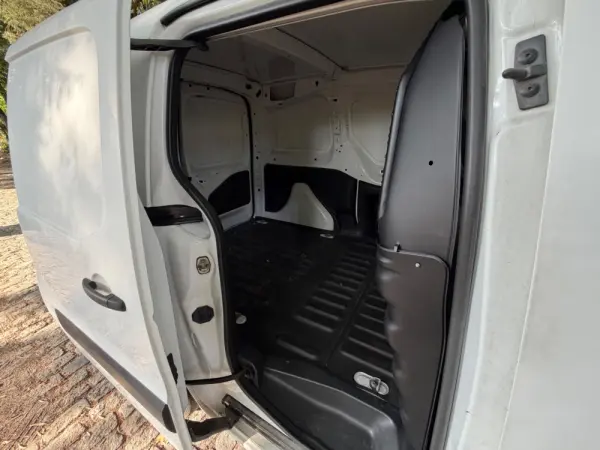 Citroen Berlingo 1.6 BlueHDi Feel 21