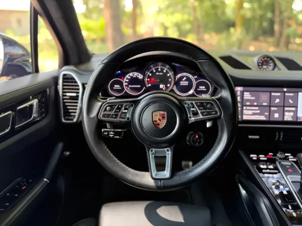 Porsche Cayenne Turbo 17