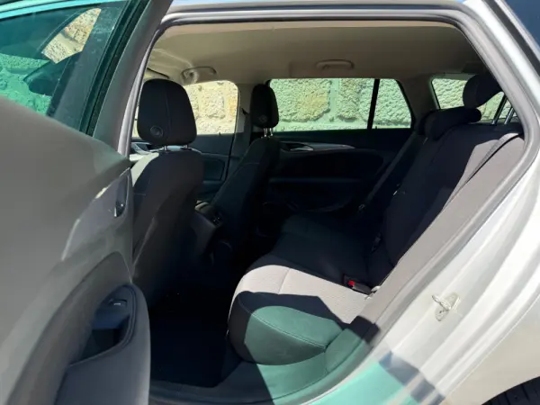 Opel Insignia Sports Tourer 1.6 CDTi Dynamic 24