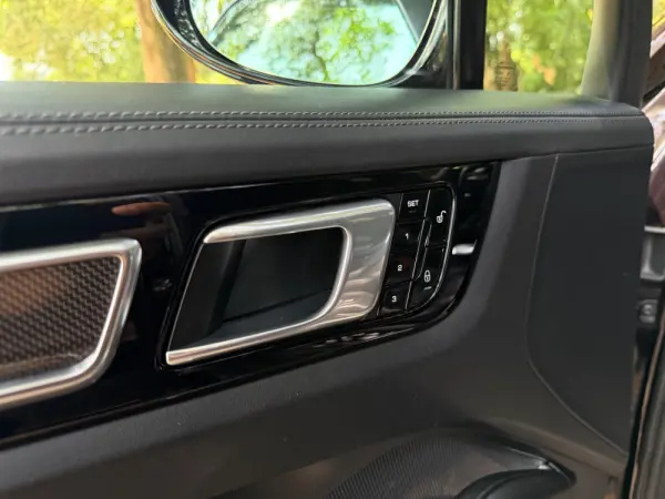 Porsche Cayenne Turbo 29