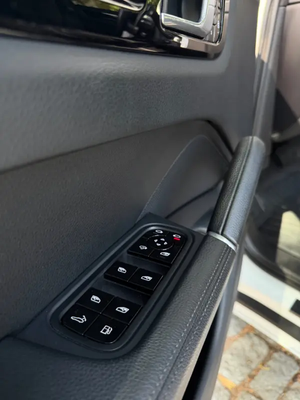 Porsche Cayenne E-Hybrid 34
