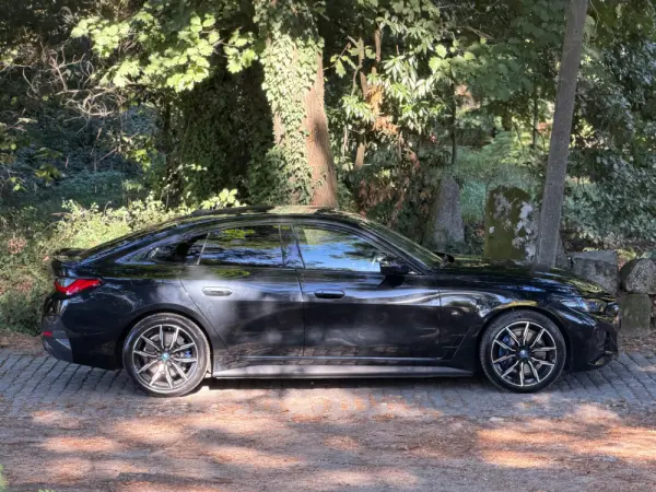 BMW i4 eDrive40 Desportiva M 56