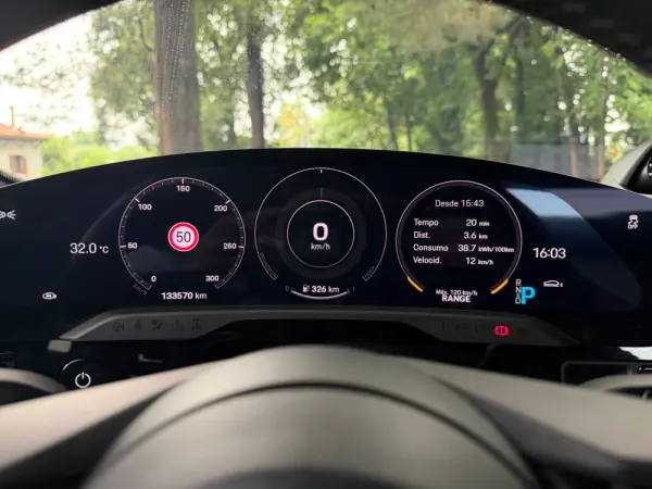 Porsche Taycan 4S Bateria Performance Plus 37