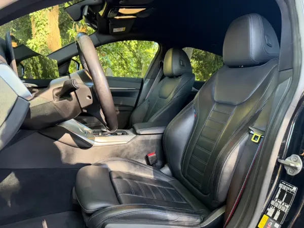 BMW i4 eDrive40 Desportiva M 42