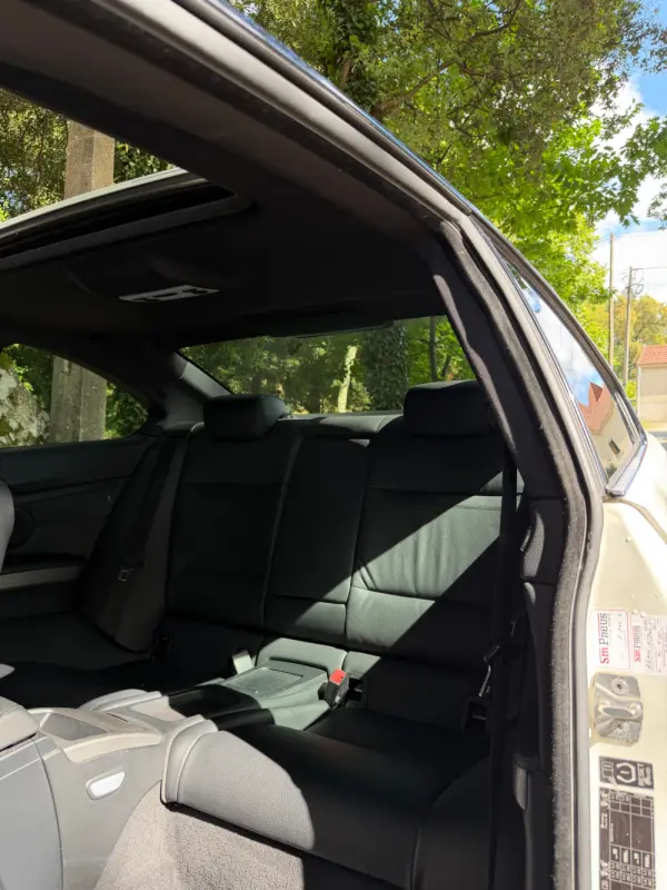 BMW 320 d Coupe 37