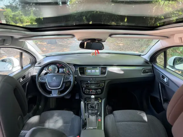 Peugeot 508 SW Allure 11