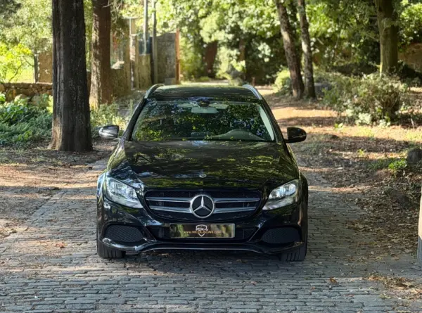 Mercedes-Benz C 200 d Avantgarde 3