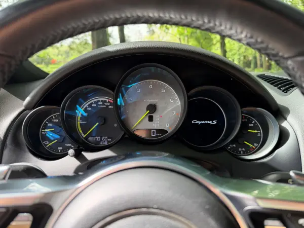 Porsche Cayenne S E-Hybrid Platinum Edition 20