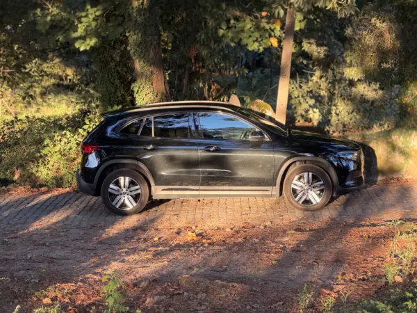 Mercedes-Benz EQA 300 4Matic AMG Line 40