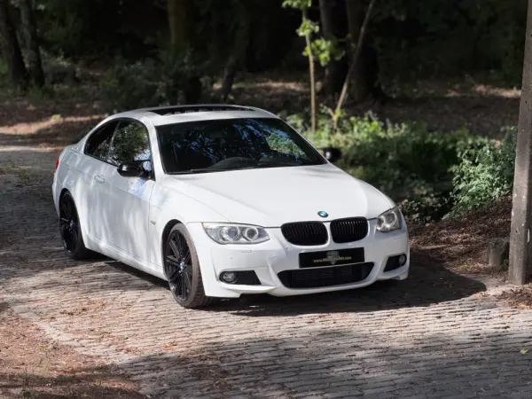 BMW 320 d Coupe 47